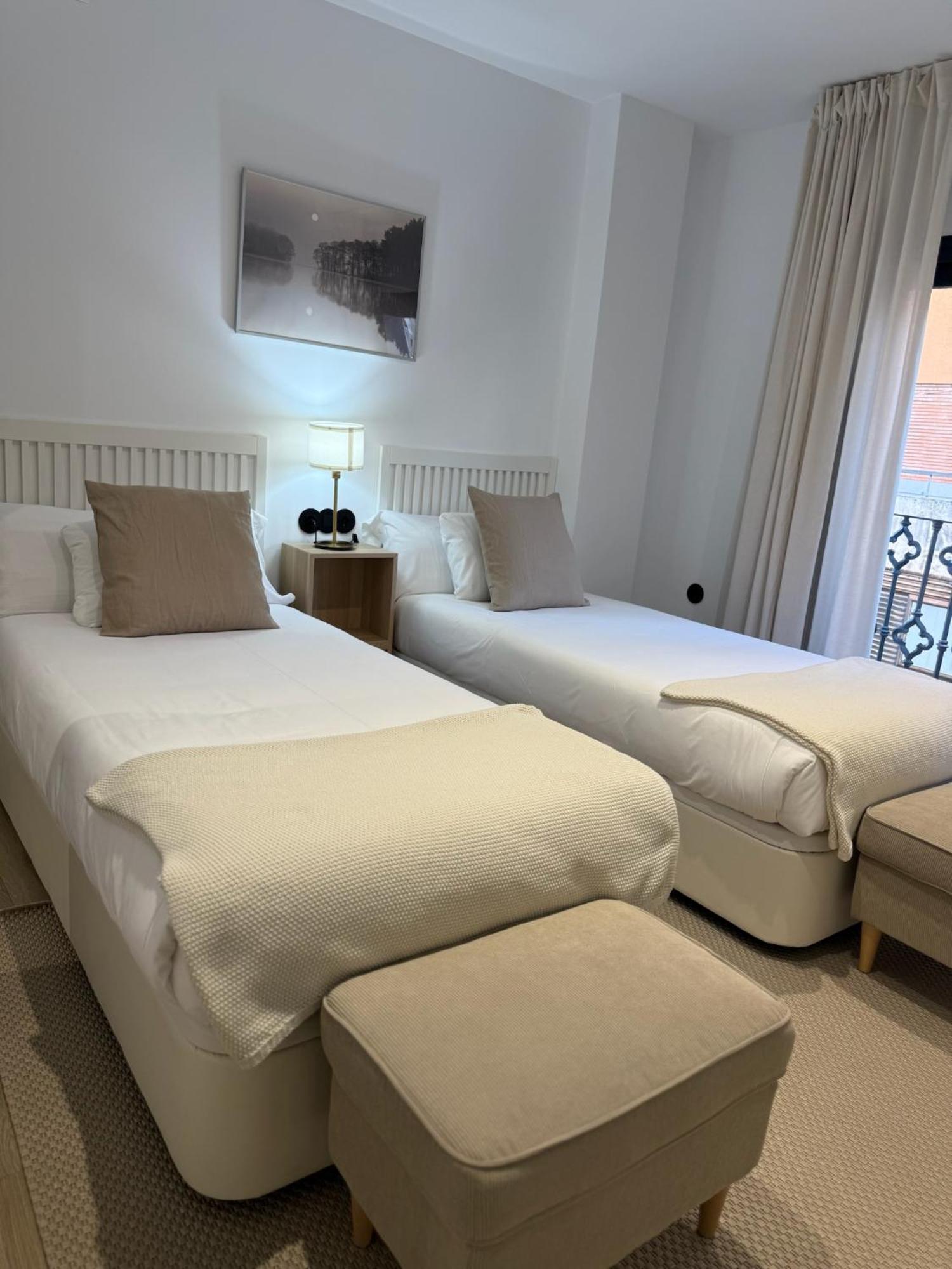 Apartamentos Mlc Ciudad De Linares Linares  Bagian luar foto