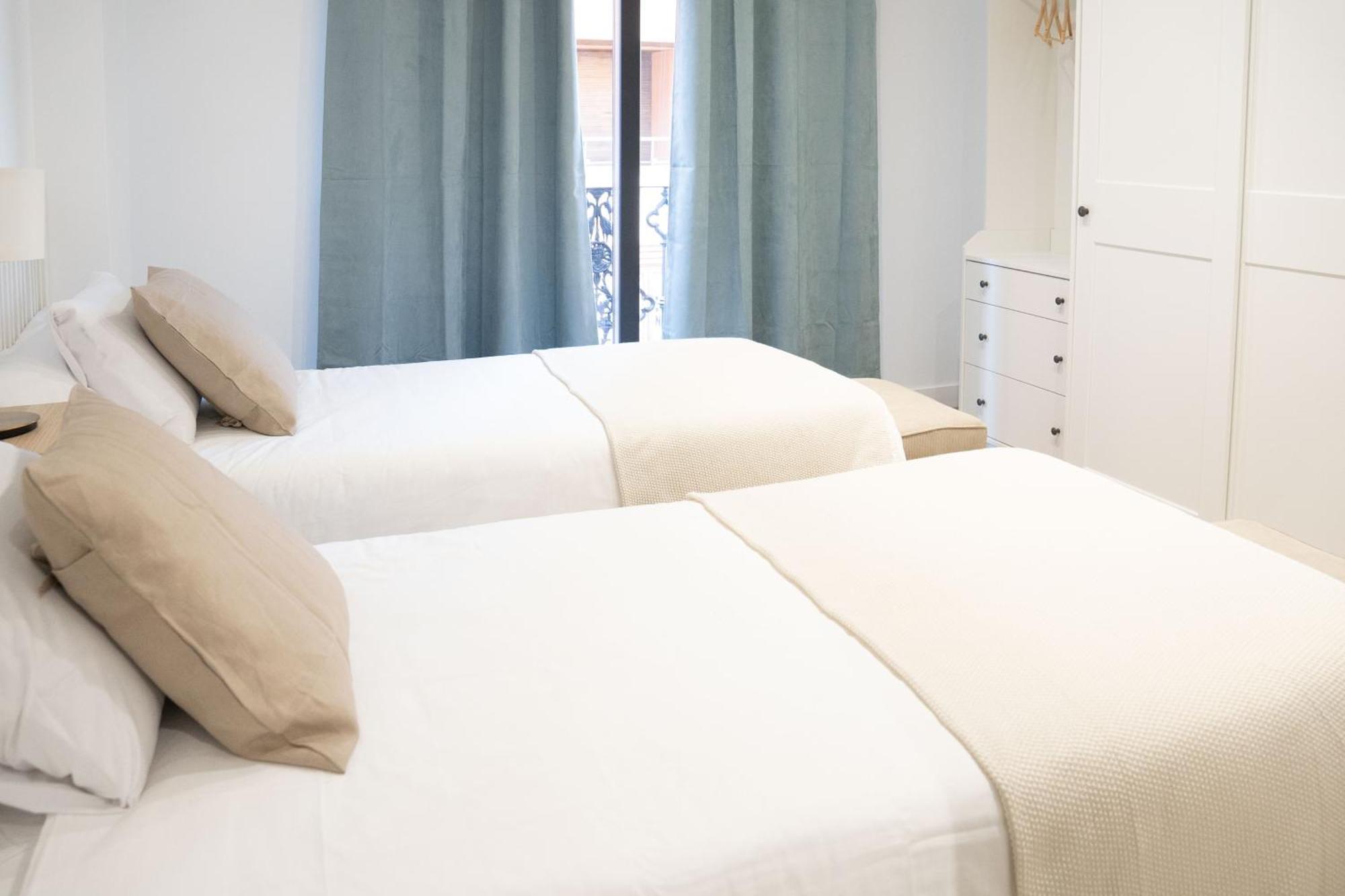 Apartamentos Mlc Ciudad De Linares Linares  Bagian luar foto